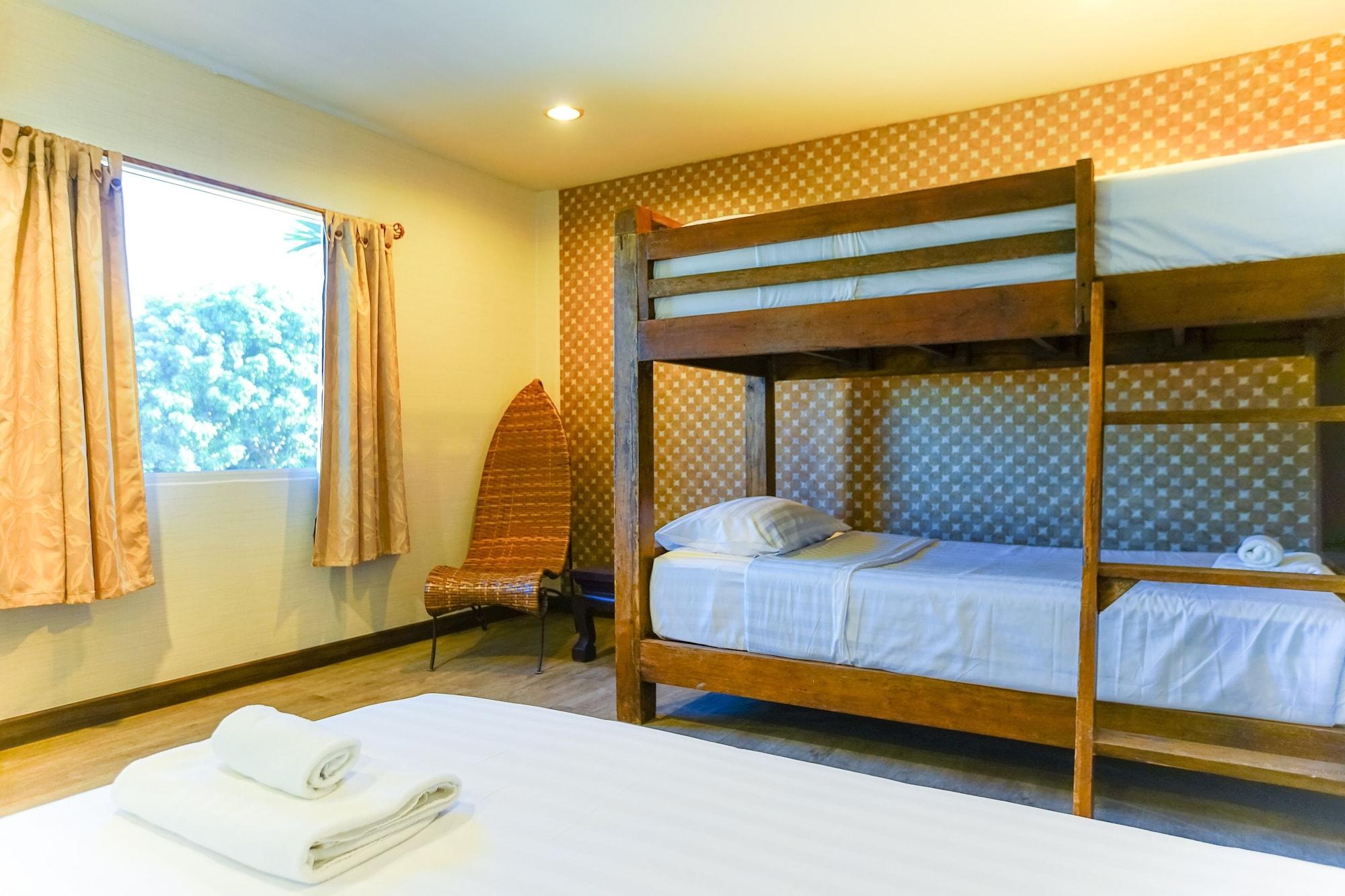 Parasol Inn Chiang Mai Old City Hotel Extérieur photo